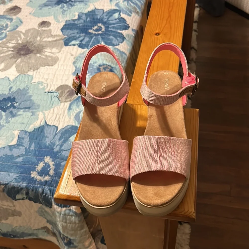 Diana Wedge Sandal - Picture 4 of 7